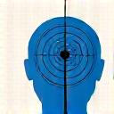 Icona di un cervello stilizzato con un mirino al centro, che indica maggiore nitidezza e concentrazione.